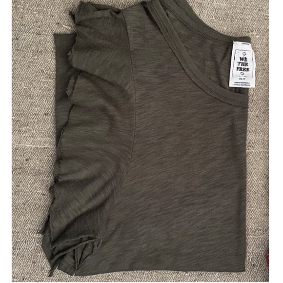 Free People Top Short Sleeve ‘So Easy’ - Picture 8 of 12